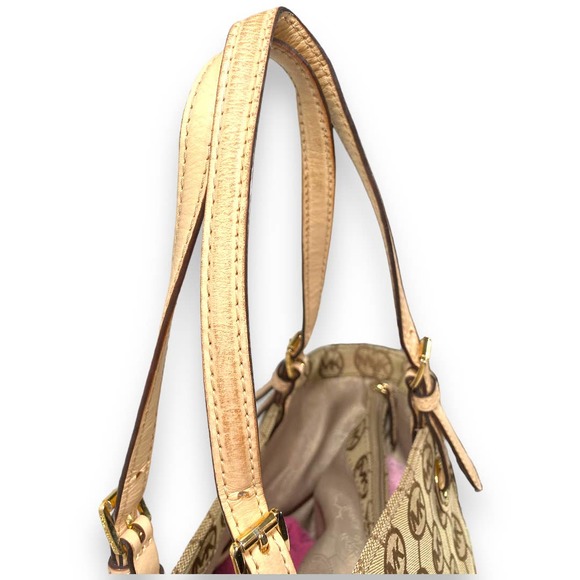 Michael Kors Tote Purse - Picture 13 of 16